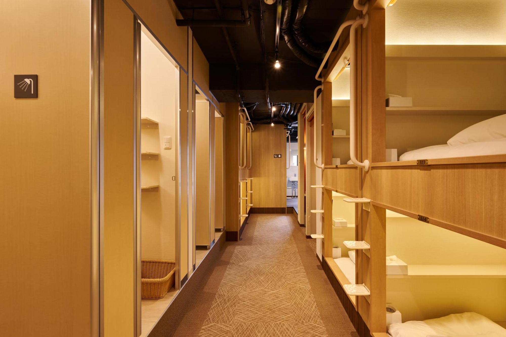 Capsule Hotel Continue Nijojokita Kyoto Exteriör bild