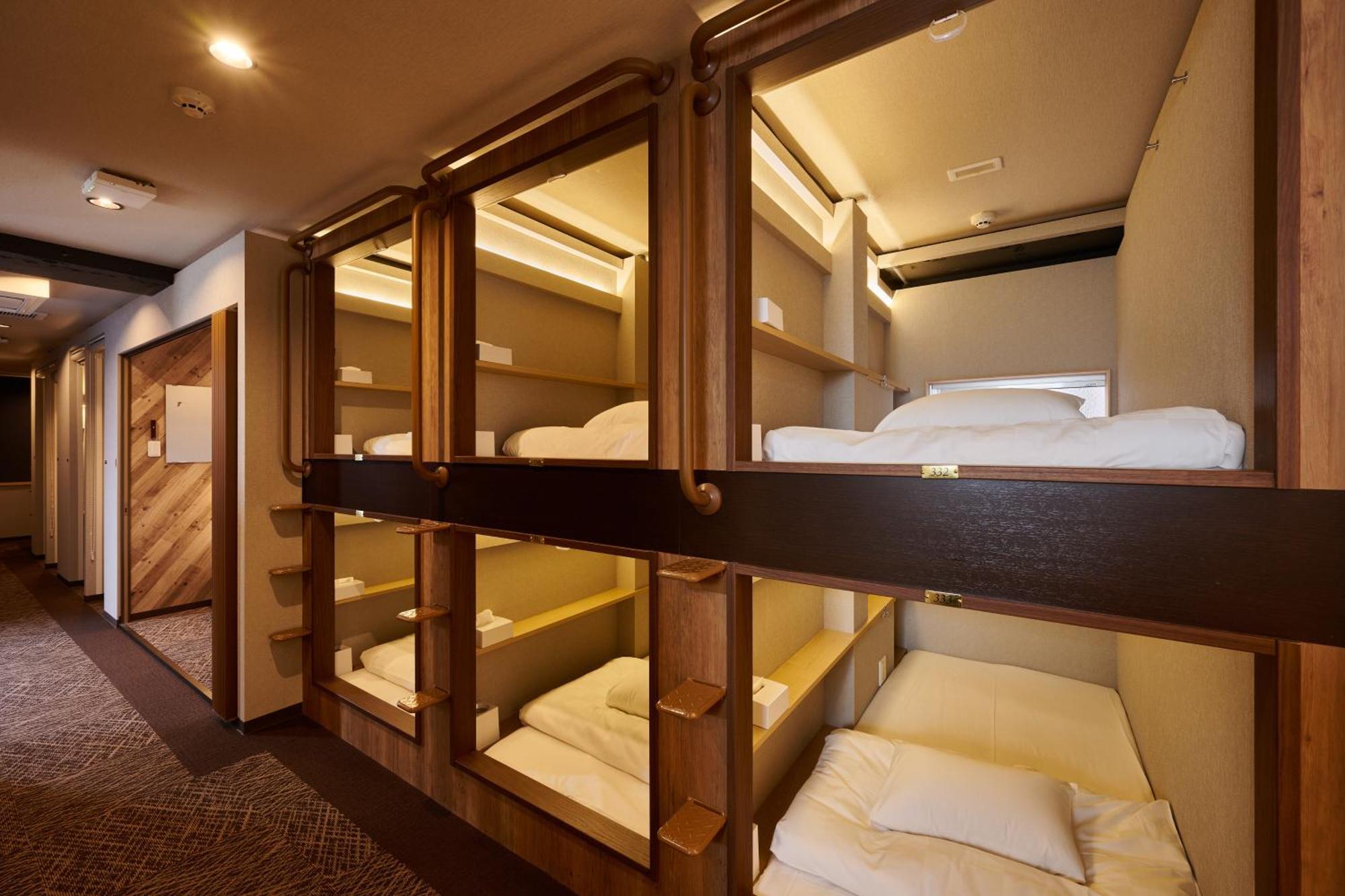 Capsule Hotel Continue Nijojokita Kyoto Exteriör bild